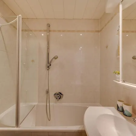 Seefeld Alpin - Gemuetliche Tiroler Stube Appartement