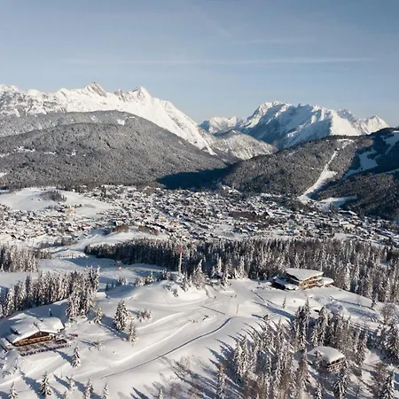 Seefeld Alpin - Gemütliches Tiroler Stube