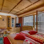 Seefeld Alpin - Tiroler Stube Apartments Lejlighed