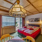Seefeld Alpin - Tiroler Stube Apartments Appartement Seefeld in Tirol